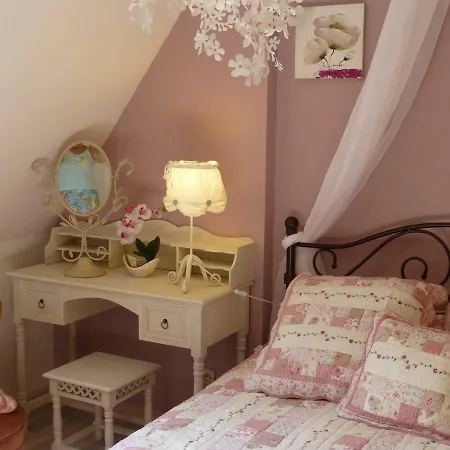 度假居 Bel 2 Pieces, Balcon, Garage Gratuit 希伯维列